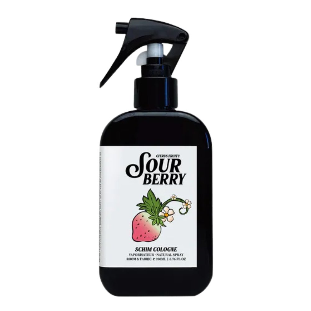 SCHIMSourBerryFabric_RoomPerfume200ml_UnripeStrawberryScentPlantedbyCharlie_-1